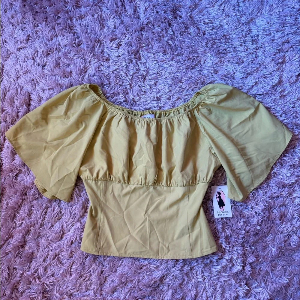 Oblong Box Chartreuse Top - Picture 4 of 7